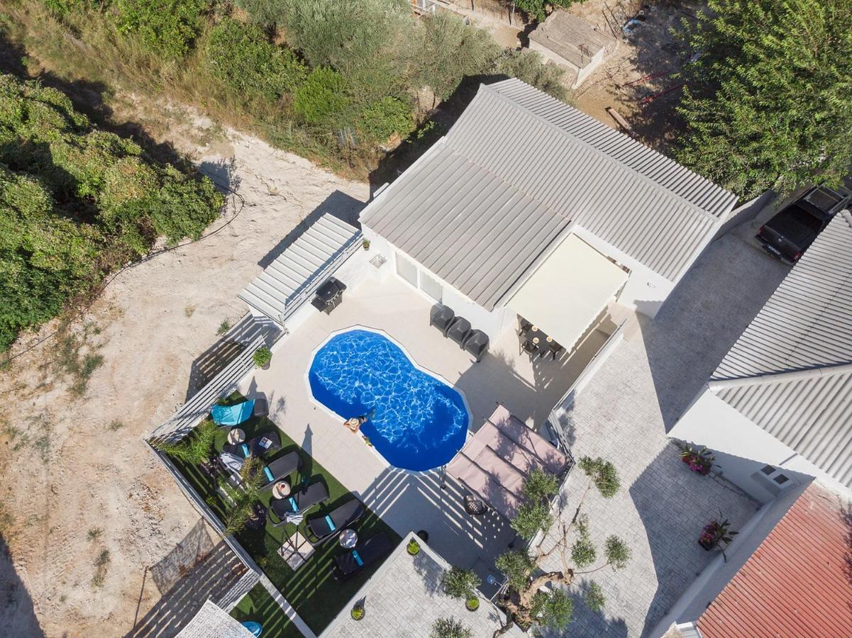 B&M Villas Metochi Siriliou Dış mekan fotoğraf